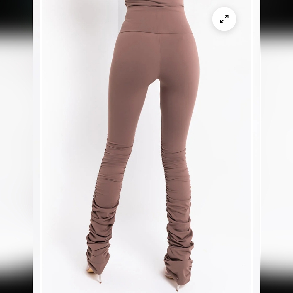 AKIRA Label Snatched Stacked High Rise Legging - Picture 5 of 8